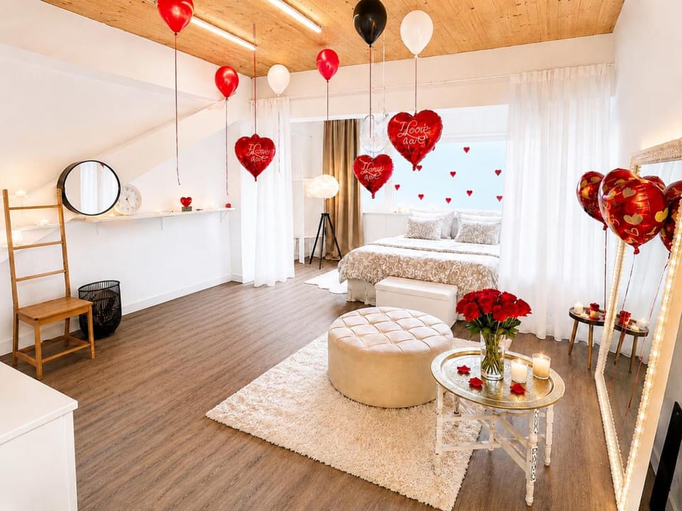 LoveRoom & Jacuzzi Bed and Breakfast in Haute-Savoie