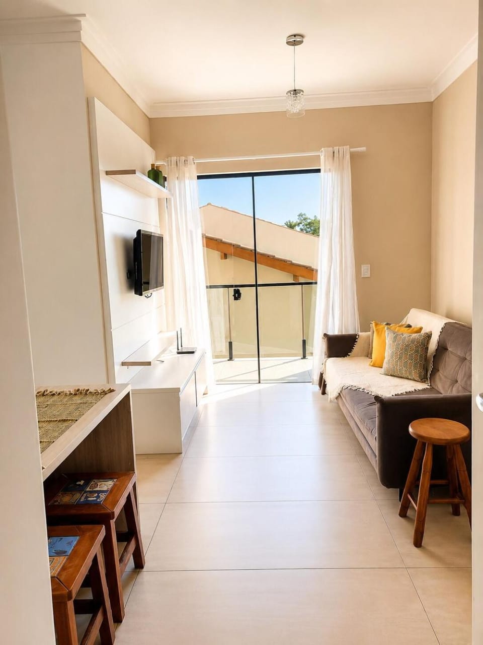 Communal lounge/ TV room, Balcony/Terrace, Living room, Dining area