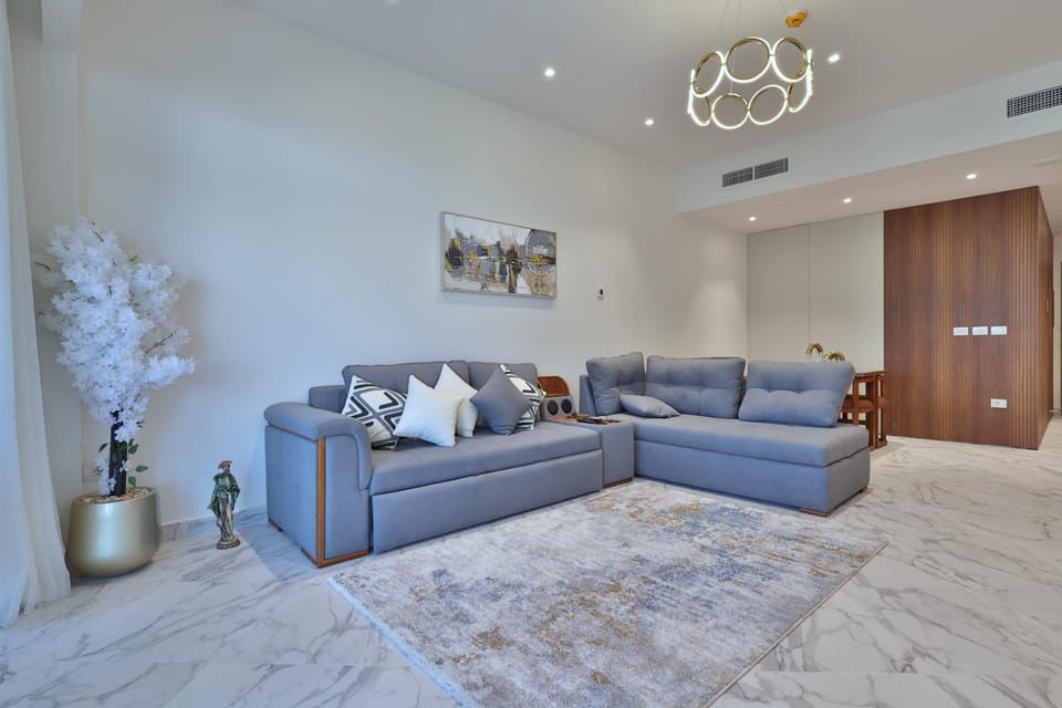 شقة عالية في السماء بغرفتي نوم في ذا جيت على مسافة سير على الأقدام إلى الشاطئ والمقاهي Apartment in Egypt