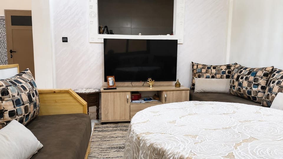 Appt confortable et rénové à 5 min du centre-ville Wi-Fi Gratuit Apartment in Marrakesh-Safi
