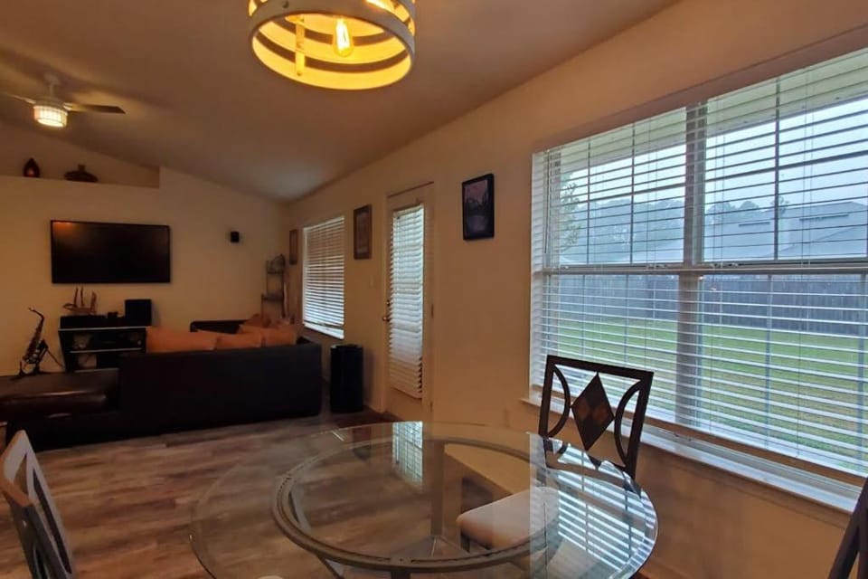 Private home near the beach with washer and dryer and free Wifi House in Florida