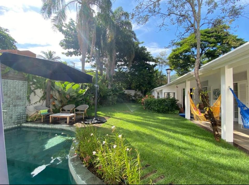 Cantinho do Paraíso House in São Sebastião