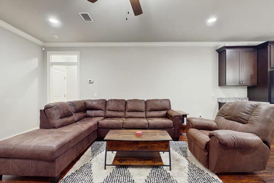 Cozy coastal private home with fenced yard dog-friendly and close to beach House in Florida