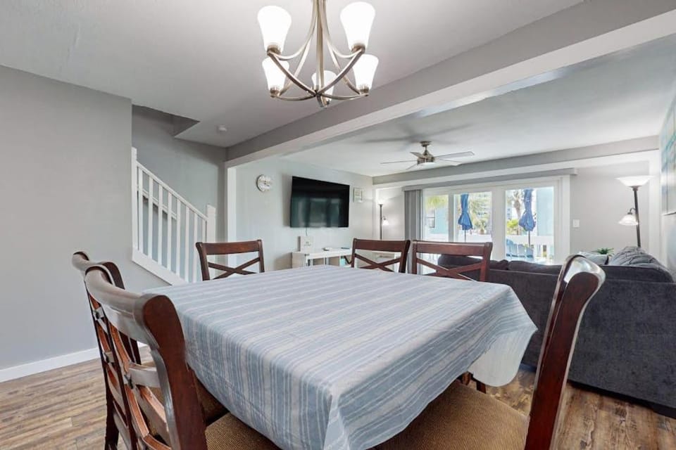 Gorgeous coastal townhome patio balcony and community HEATED pool House in Pensacola Beach