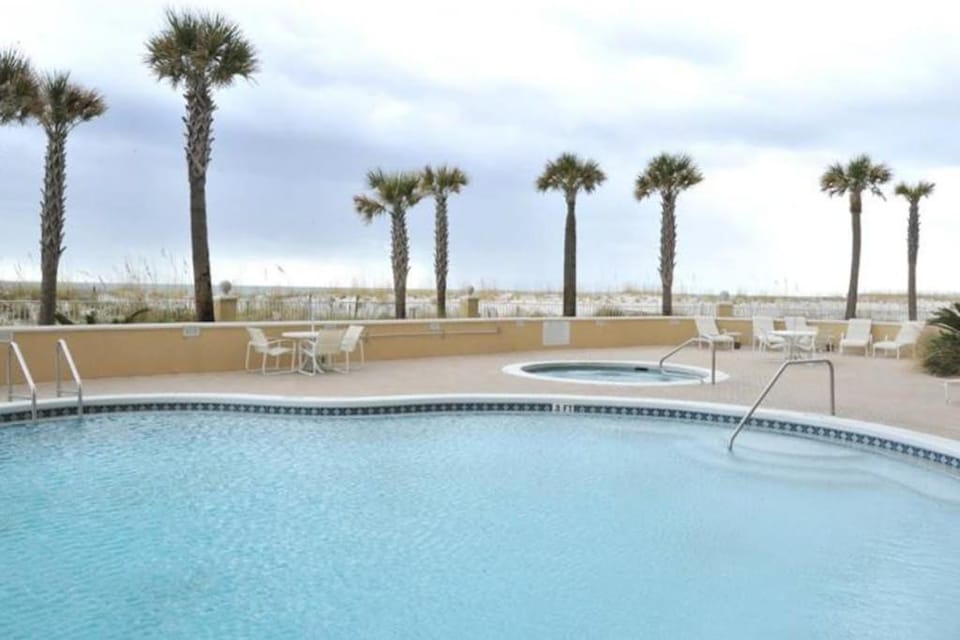 11th floor oceanfront condo with pool hot tub ocean view WD and central AC House in Pensacola Beach