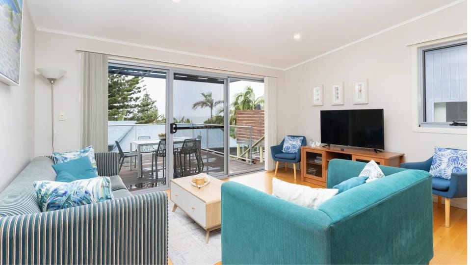 Angourie Blue 4 - Lifestyle Yamba House in Angourie