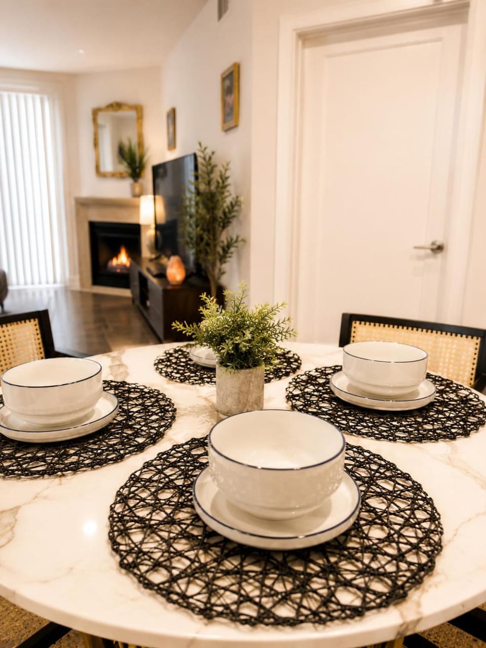 Marina Luxe 2BR Retreat with Parking Apartment in Marina del Rey