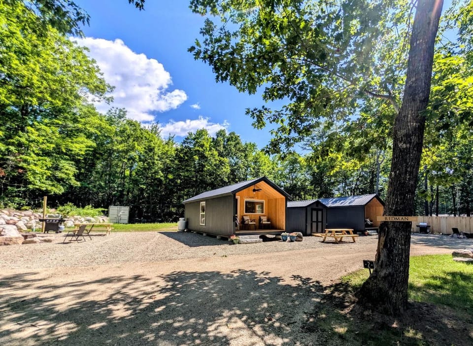 Donnell Pond Cabin 2 hiking fishing boating Cabin in Franklin