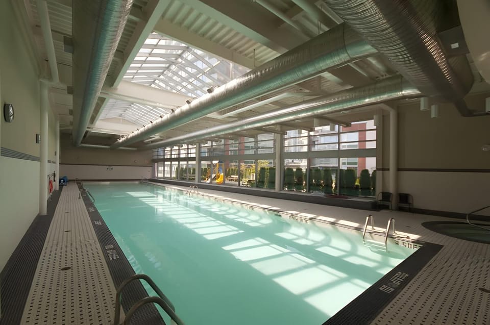 Pool view, Swimming pool