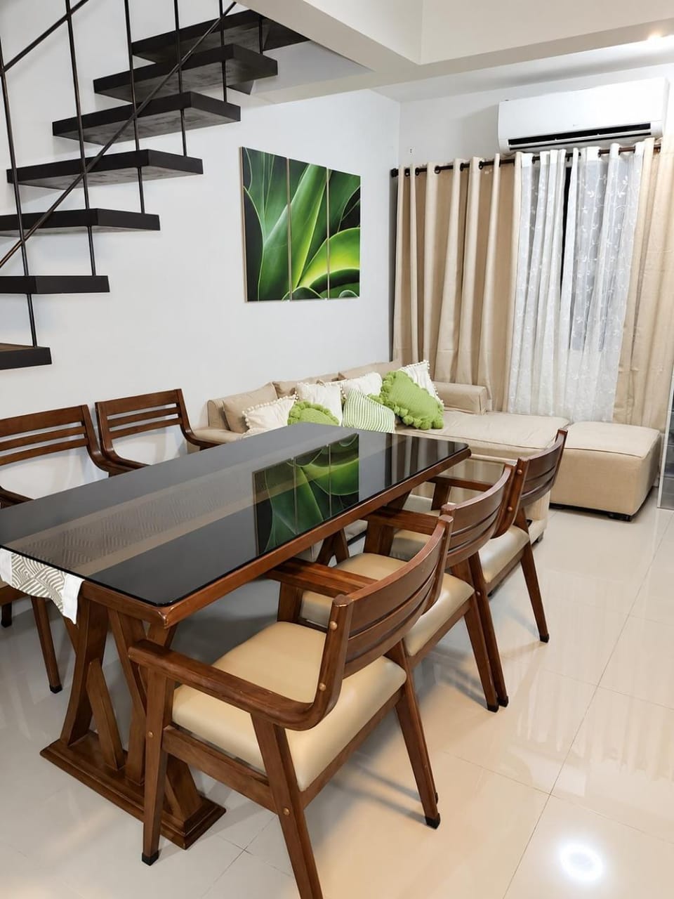 Hikari Homes-2-Floor-Own Parking Townhouse in Binan, Laguna Apartment in Santa Rosa