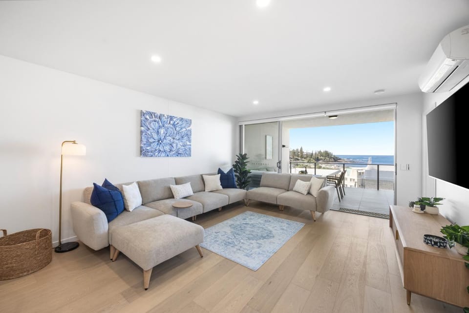 Beachside 3-bed apartment with Ocean Views Apartment in Kings Beach