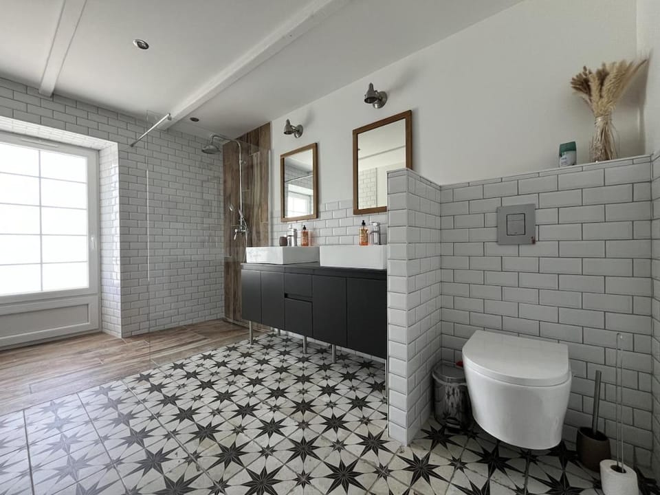 Toilet, Bathroom