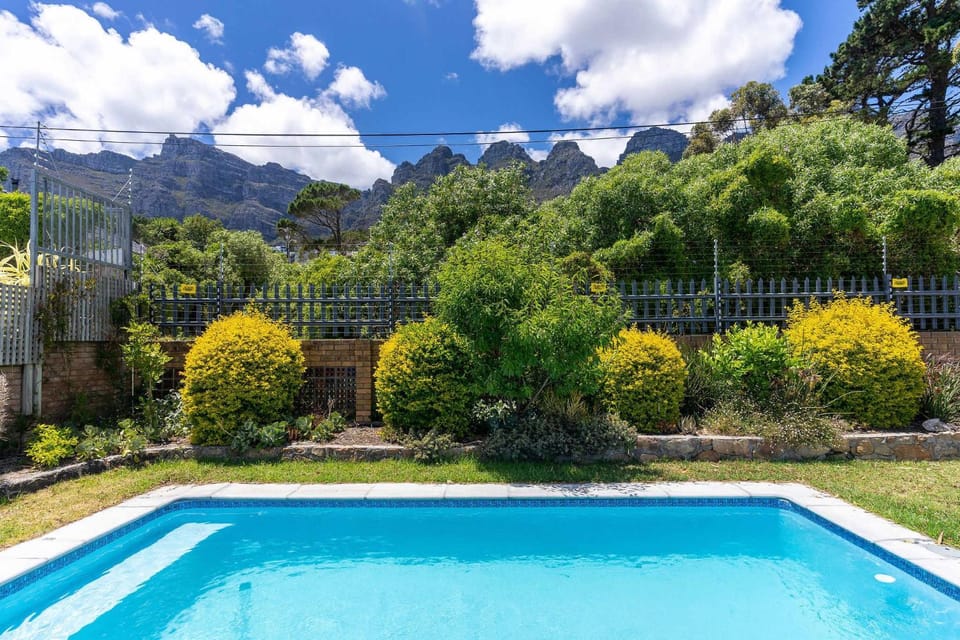 Camps Bay Luxury Home Pool Sea & Mountain Views House in Cape Town