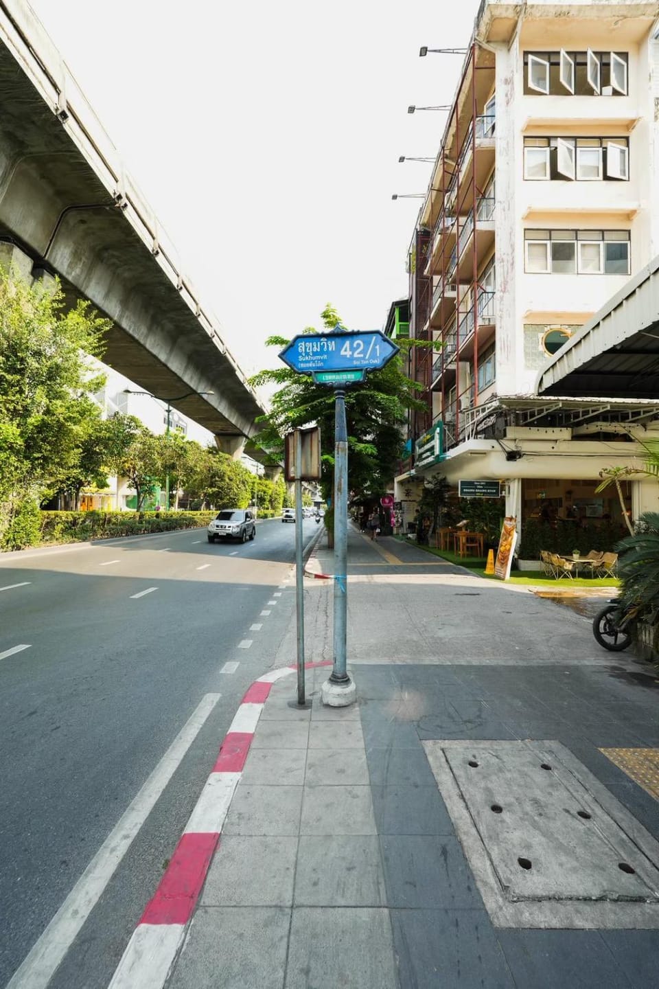 Property building, Day, Neighbourhood, Street view