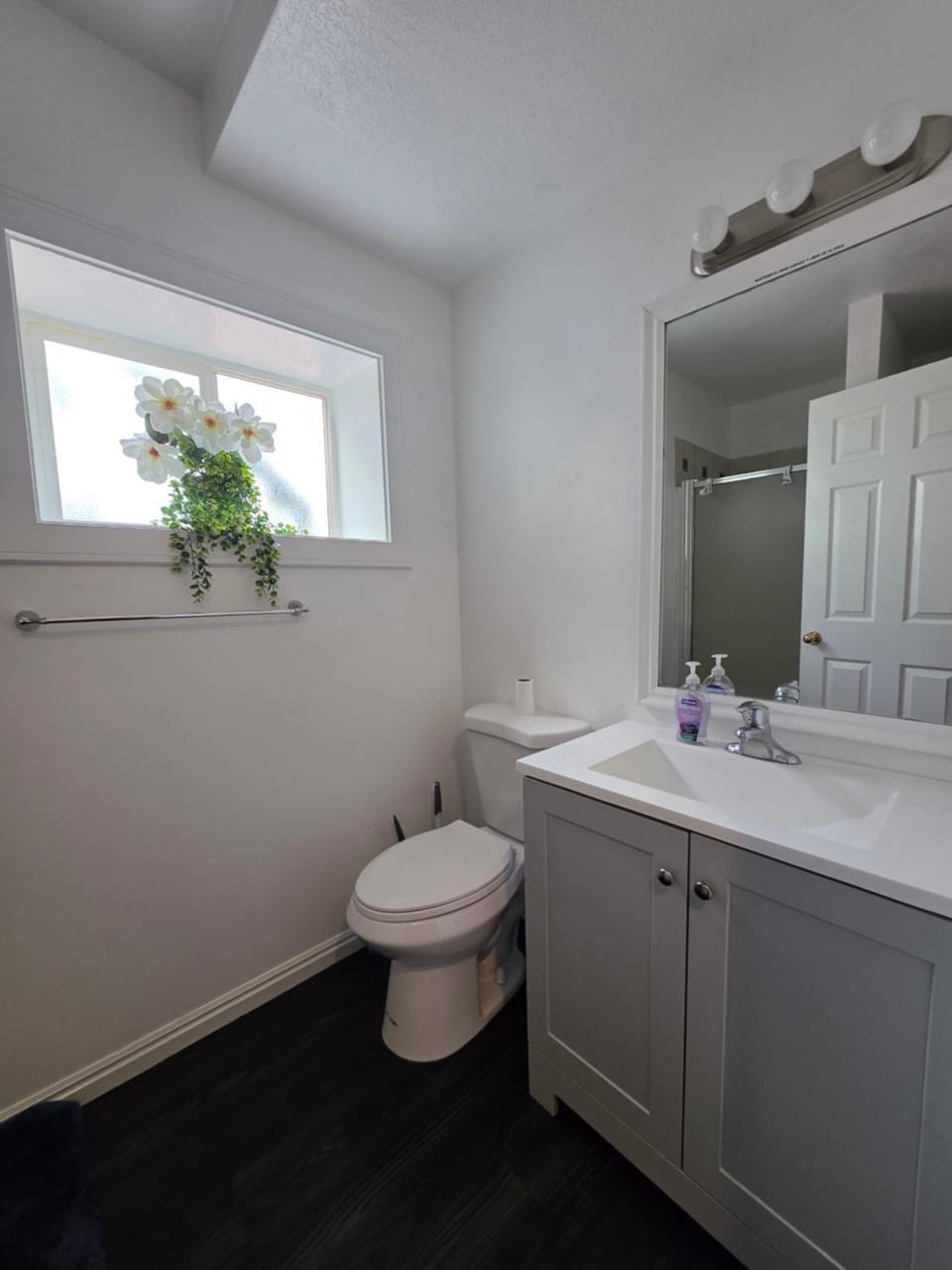 Private Queen Room 12 minutes from SLC Airport free Wifi Vacation rental in West Valley City
