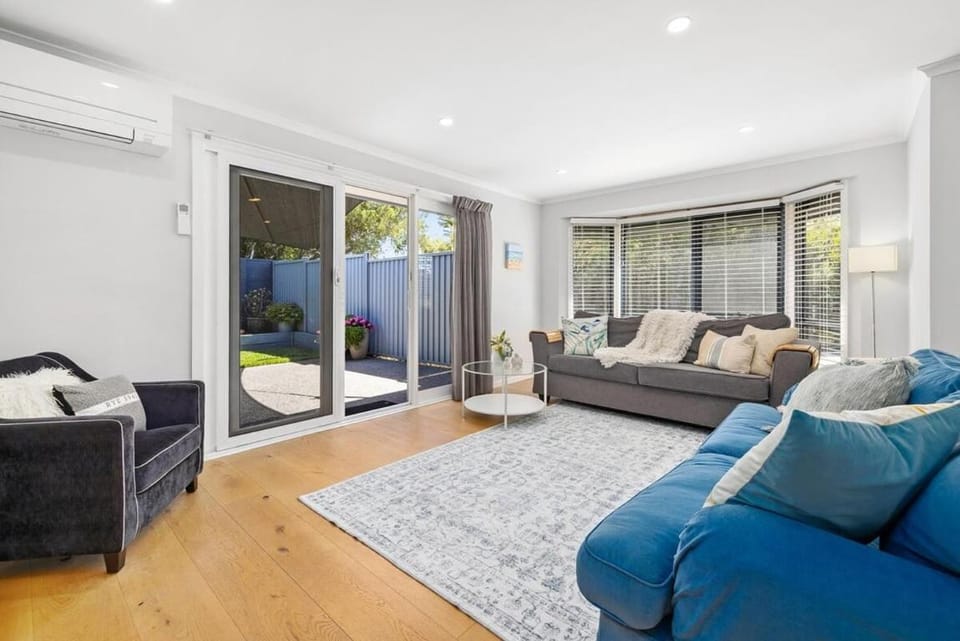 Twin-Tides Retreat House in Melbourne