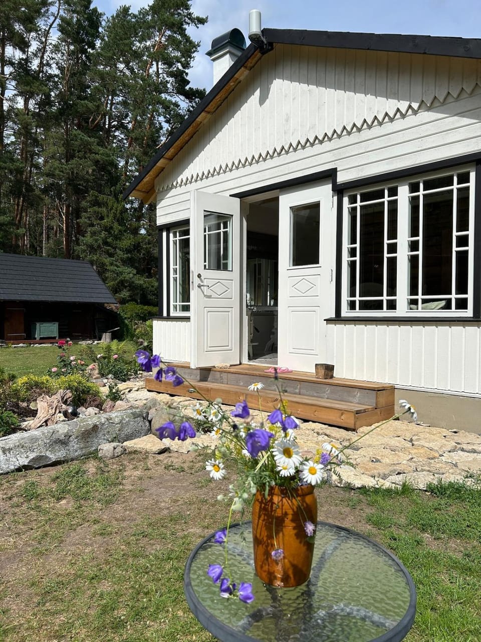 Property building, Garden view
