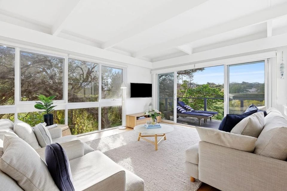 Village Life Portsea House in Portsea
