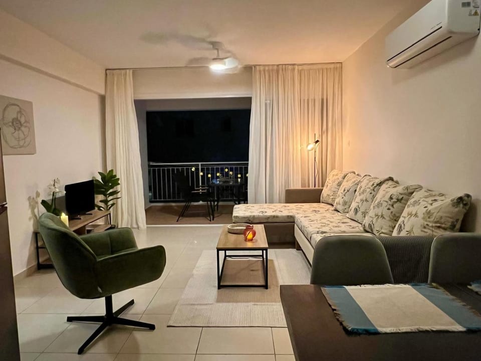 Living room, air conditioner