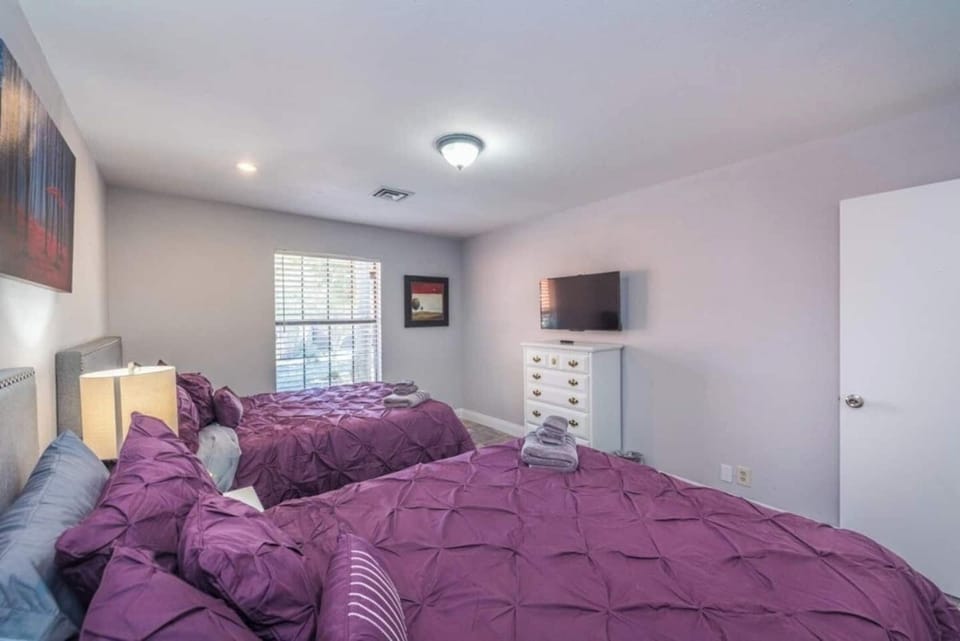 Villa White Dove - Sleeps 16 - Pool, Spa & Games Villa in Paradise