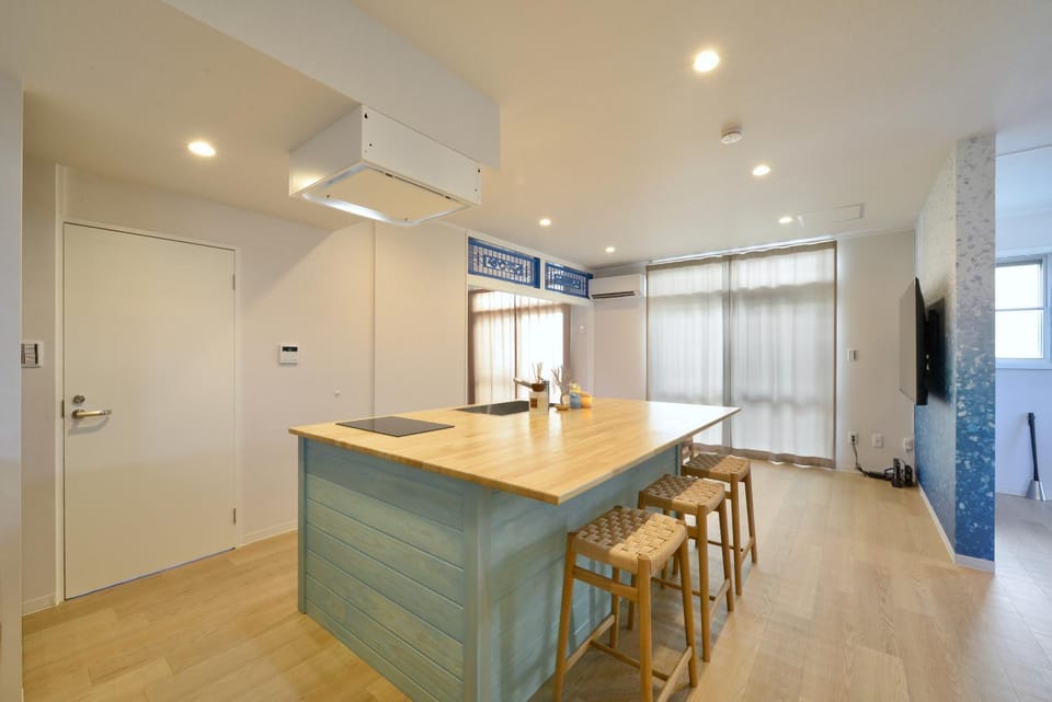 VILLA fantasia Okinawa Chatan Apartment in Okinawa Prefecture