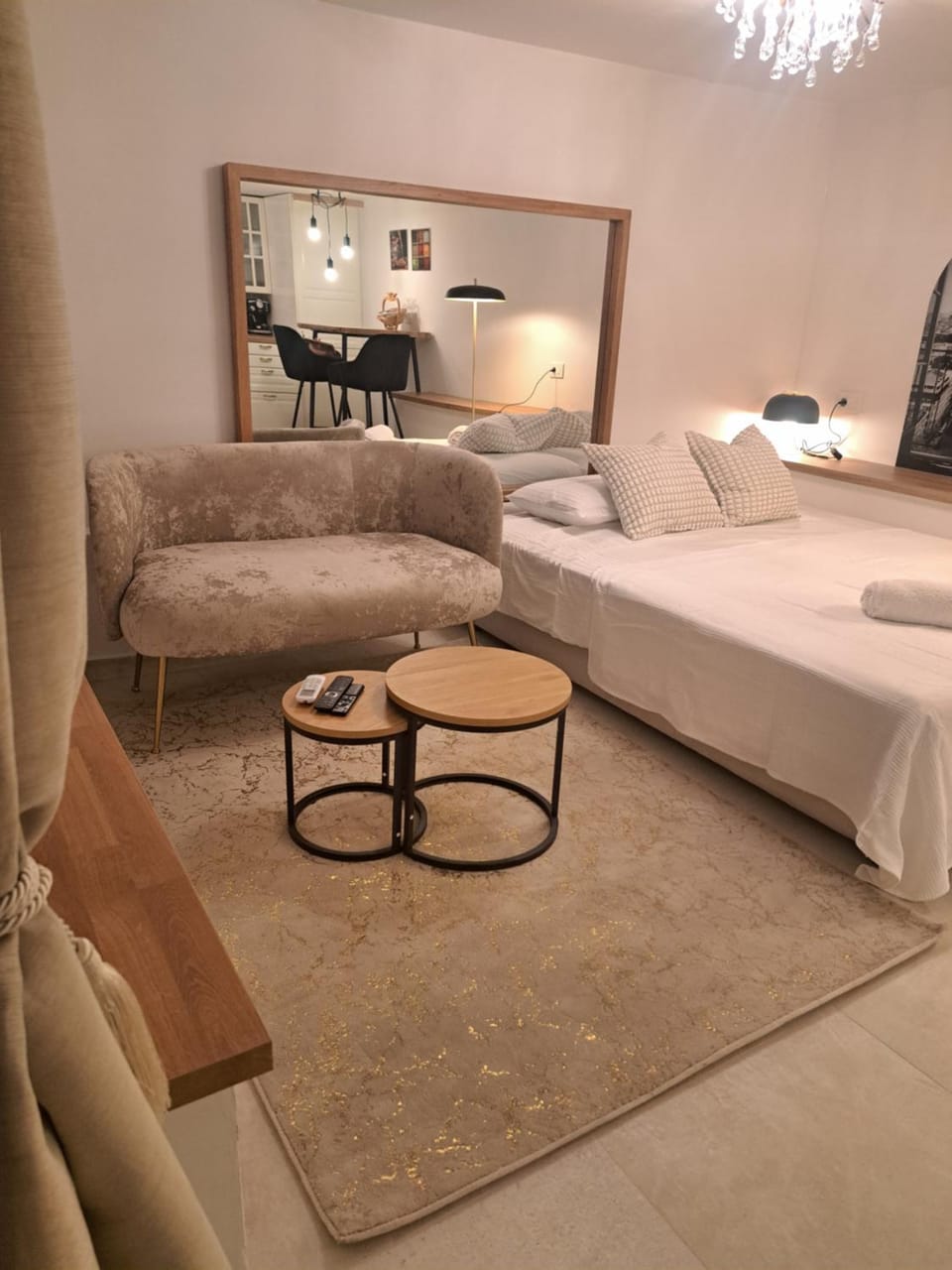 Bed, Living room, Bedroom