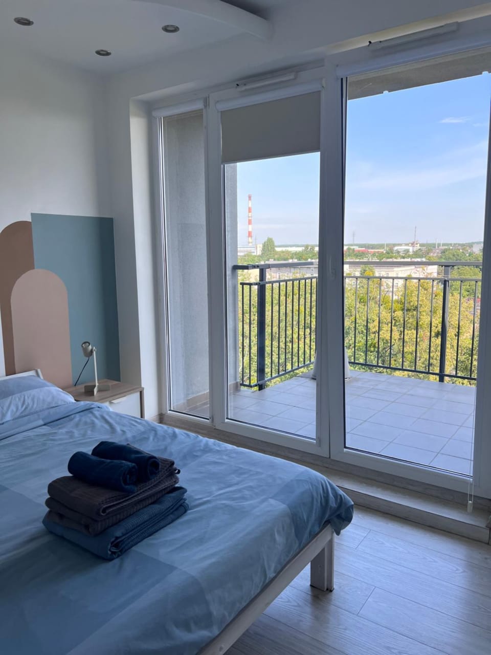 Bed, View (from property/room), Balcony/Terrace, Bedroom