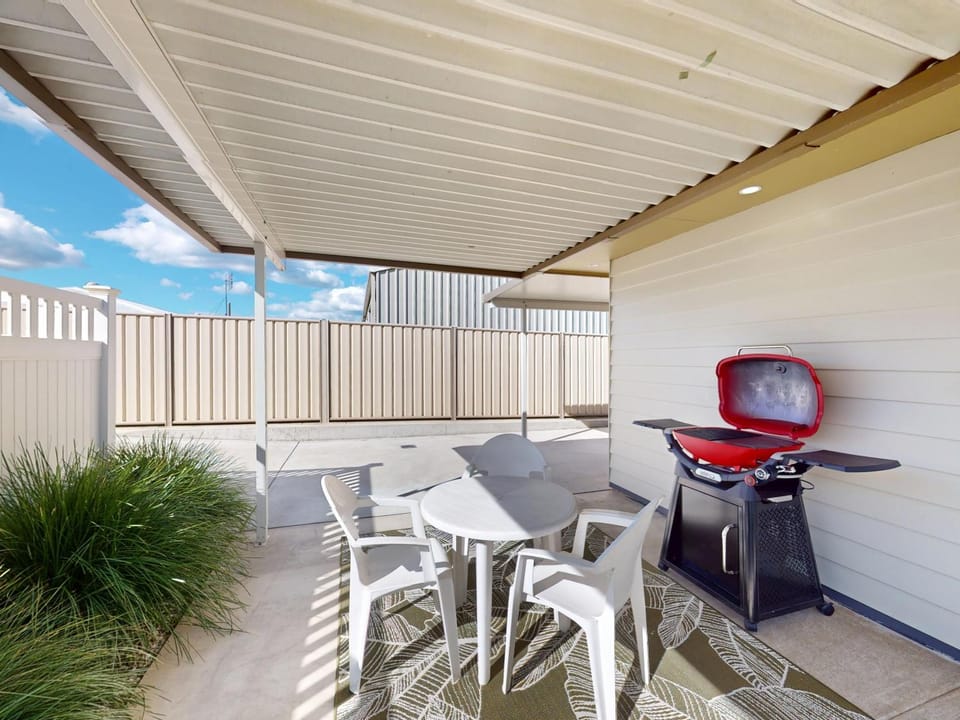 Inner courtyard view