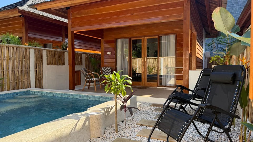 The Tree Poolbar&Resort Hotel in Pemenang