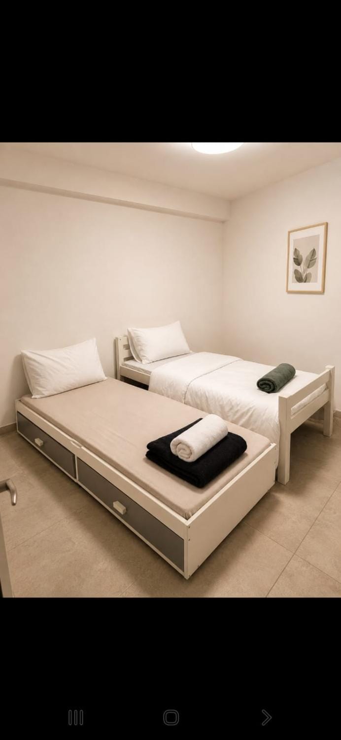 global stays 4 Bedroom Ground Floor Apartment Apartment in North District