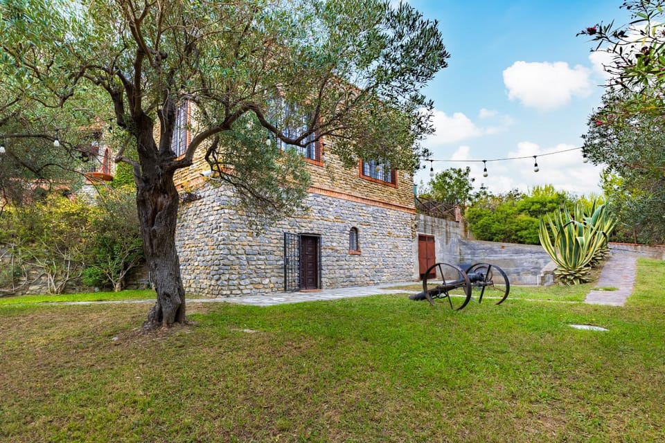 Hostdomus - Il Fortino Apartment in Albenga