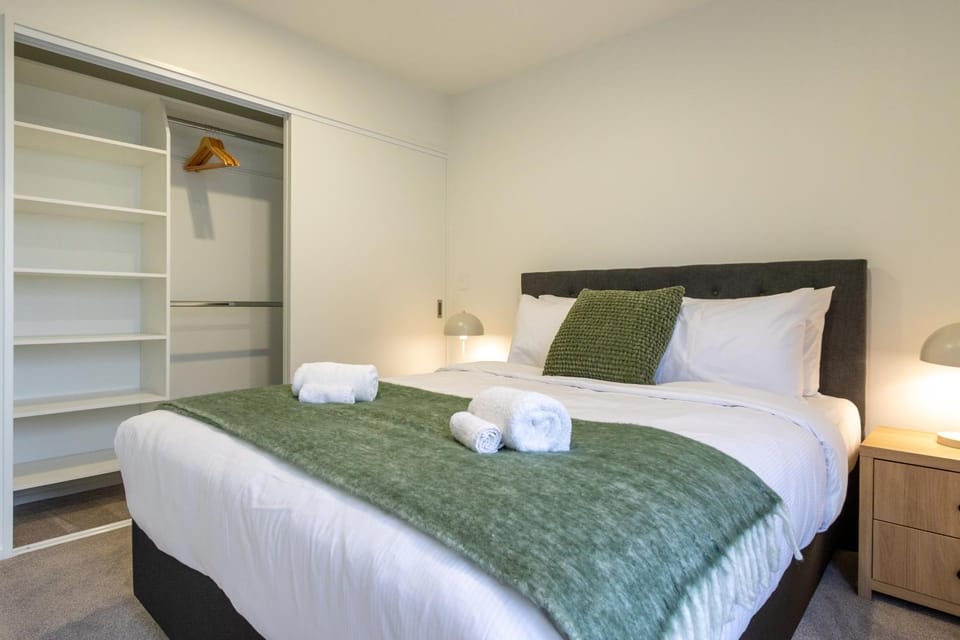 Bed, Photo of the whole room, Bedroom, towels, wardrobe