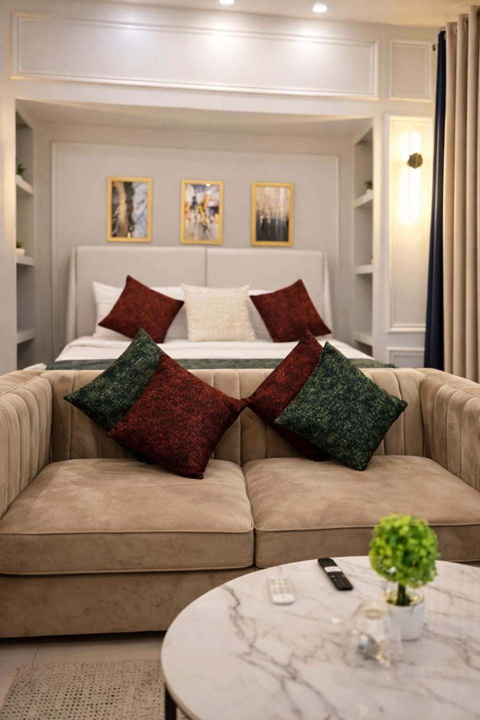 Living room, Seating area