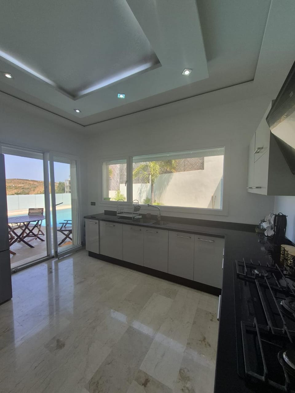 Exclusive luxury villa private pool avec trois chambres deux salons and garden vu sur mer mnar Villa in Tangier
