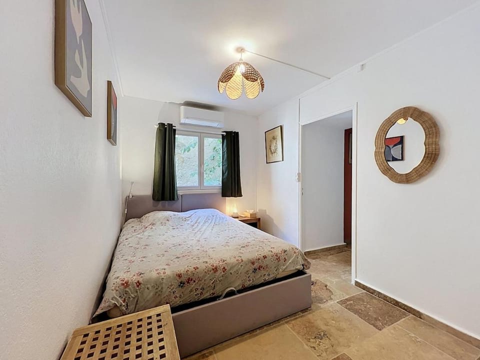 Beautiful 40m2, 1 bedroom apartment with AC in the heart of the city Apartment in Avignon