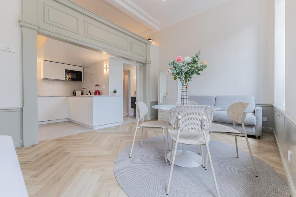 Magnifique Appartement avec Clim au coeur des Chartrons Apartment in Bordeaux