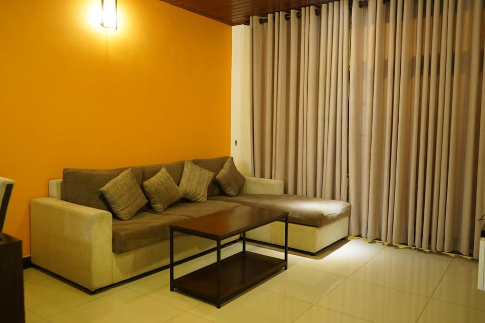 Lake Infinity Penthouse Apartment in Nuwara Eliya