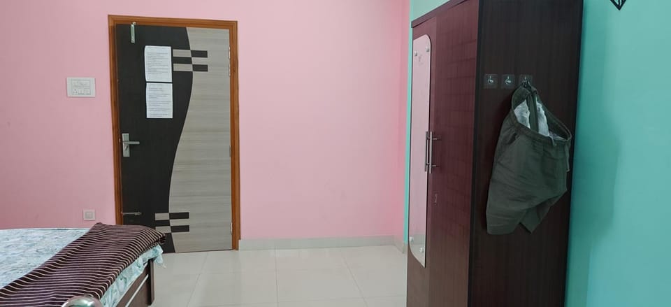 7 day's inn Apartment in India