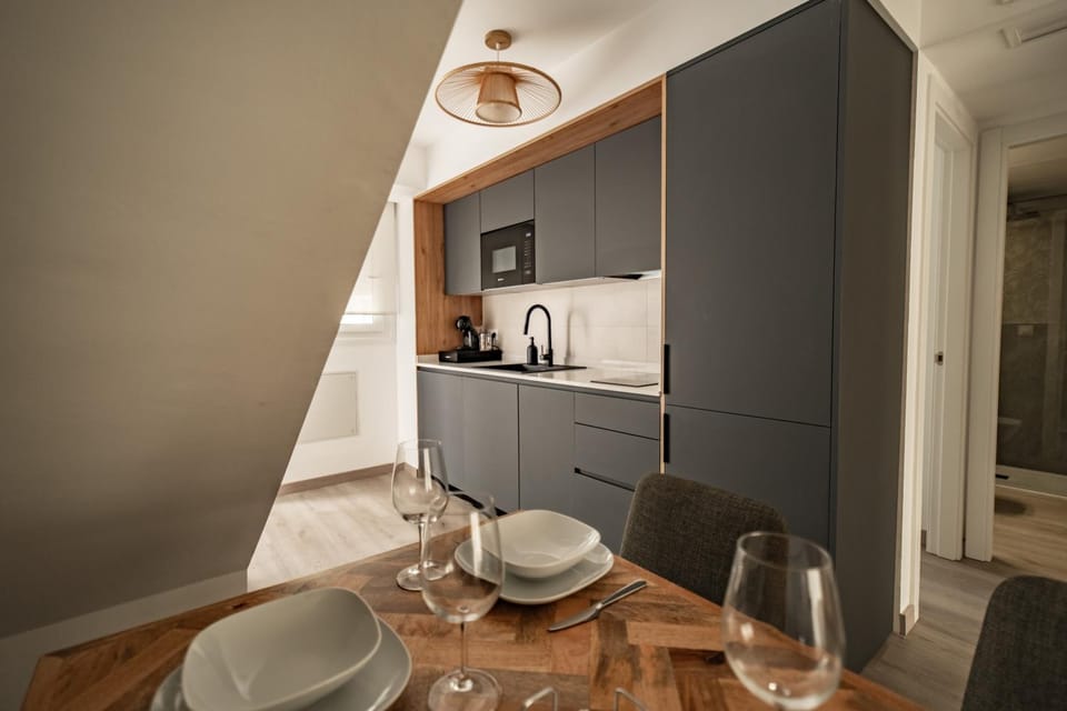 Kitchen or kitchenette, kitchen