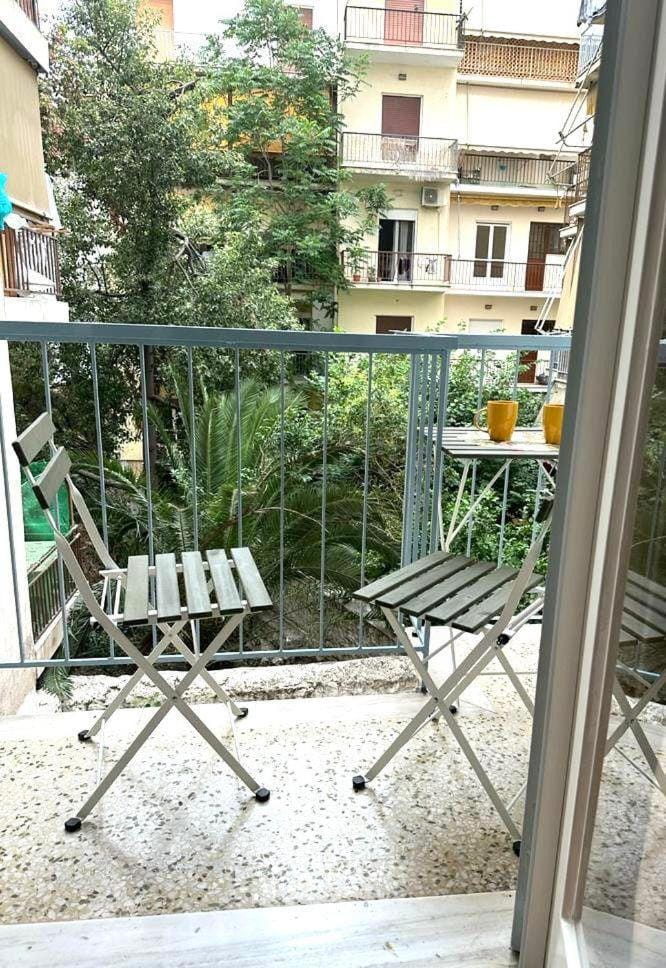 Bright 1R Flat with balcony in Kallithea Apartment in Kallithea