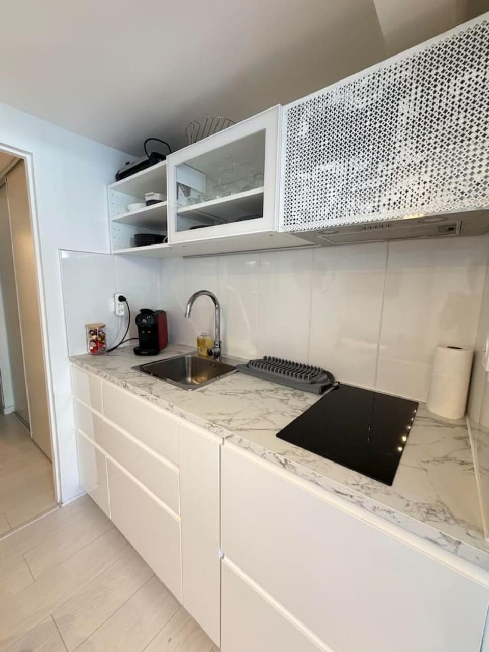 Studio Moderne tout équipé, petit extérieur Nîmes Apartment in Nimes