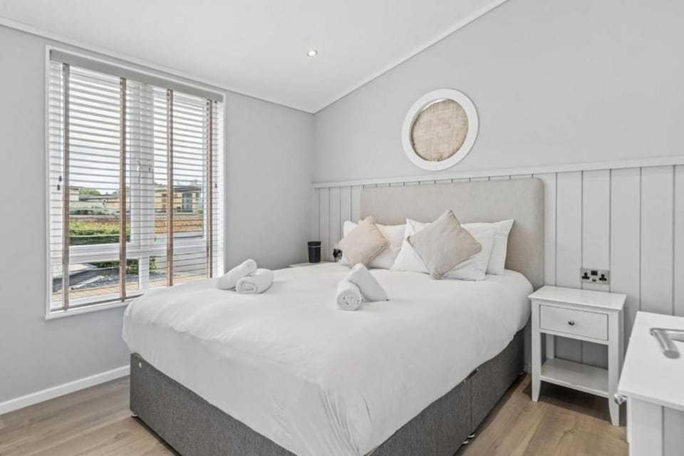 Windsor Marina Views - 3Bed Lodge - By Tempstay House in Windsor