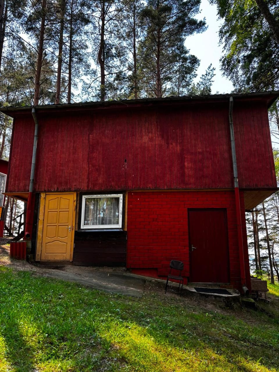 Vasaras mājiņa pie Rāznas ezera Nr 18 House in Latvia