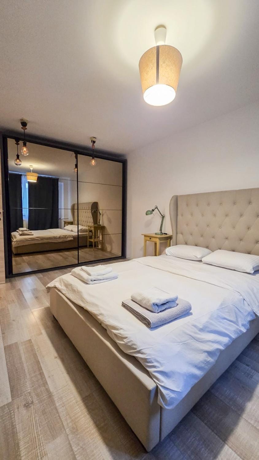 Victory Place Spacious Apartment! Apartment in Bucharest