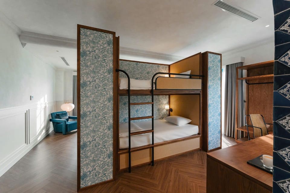 Biệt thự mặt biển, Sun Feria , 7 phòng ngủ, Bãi Cháy , Hạ Long Villa in Vietnam