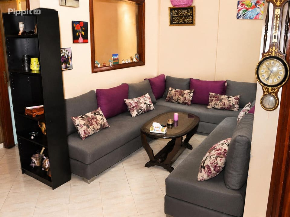 Library, Living room, Seating area