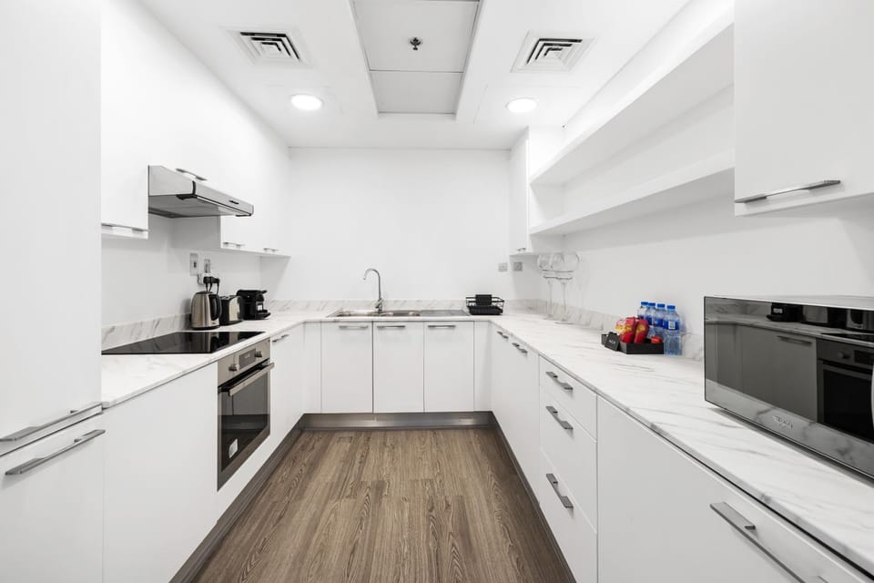 Kitchen or kitchenette, dishwasher, minibar, oven, pet friendly, stove, toaster
