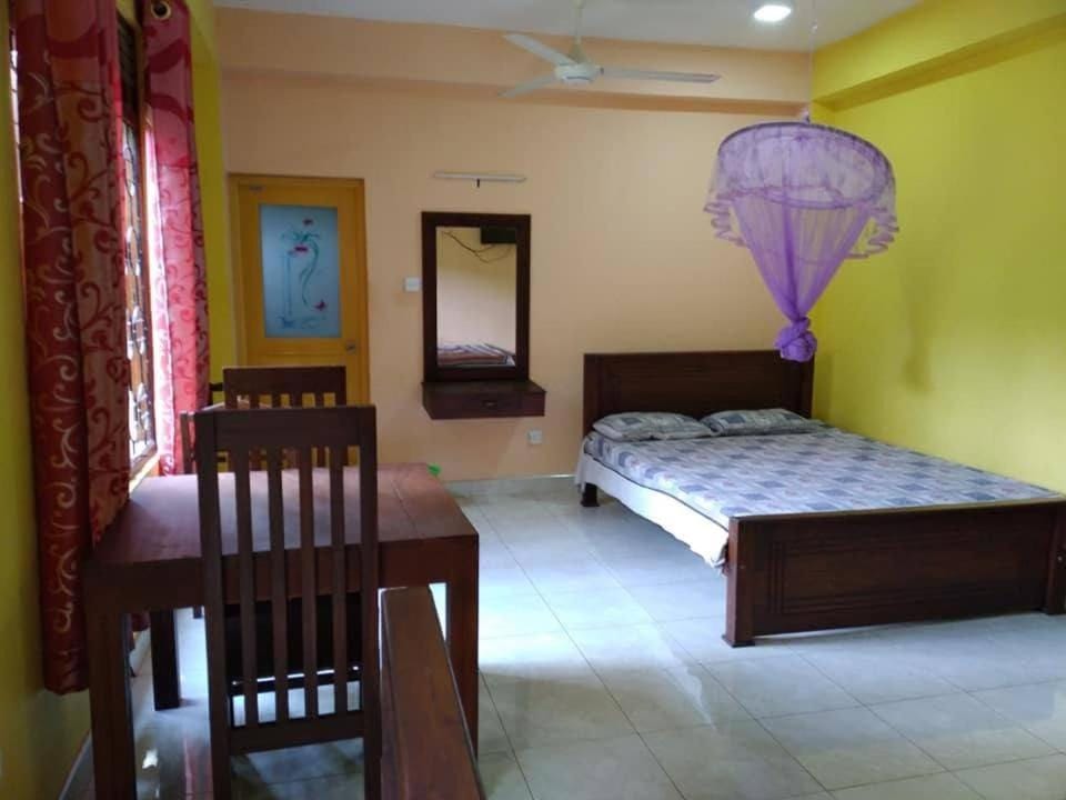 Anuradhapura Lithu Holiday Home Bed and Breakfast in Sri Lanka