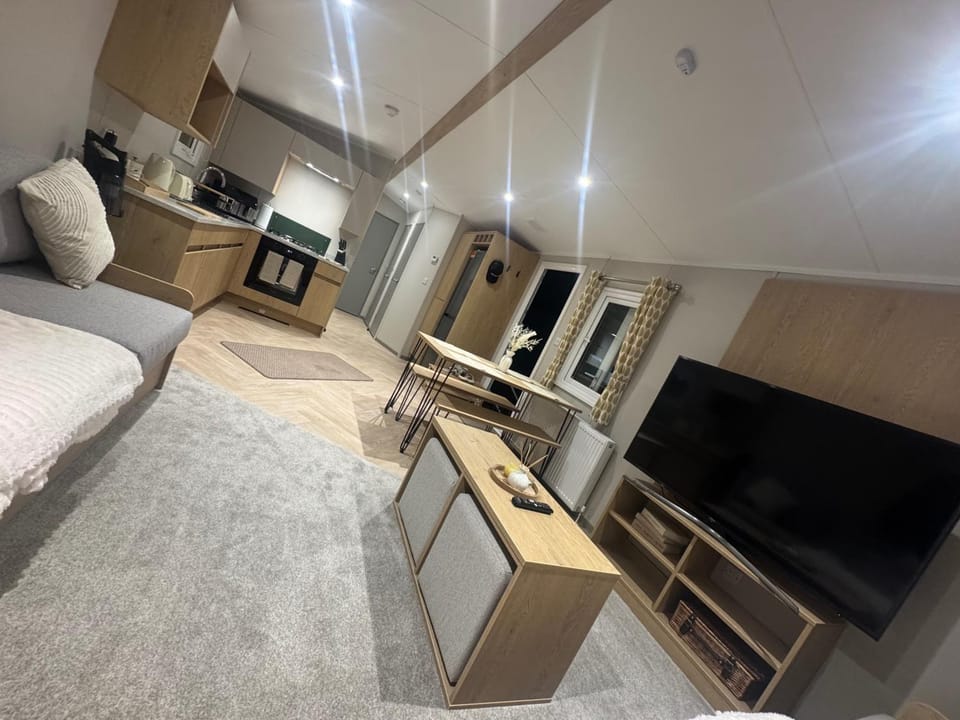 Sleeps6-BeachCaravan-FreeParking-Porthcawl House in Porthcawl