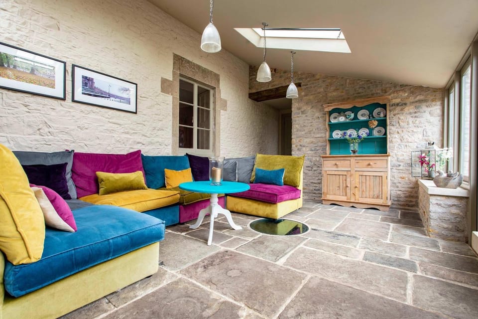 Farmhouse and Cottages sleeps 19 House in England